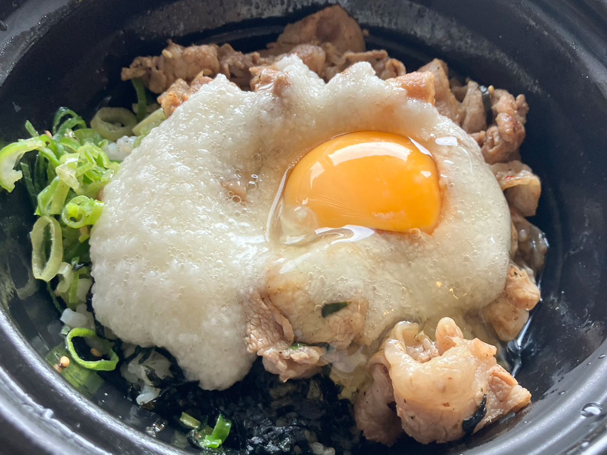 ＜校正中＞【焼肉きんぐ】別業態【焼きたてのかるび】790円期間限定「月見丼」火柱が上がるカルビ＆とろろが相性◎の画像10