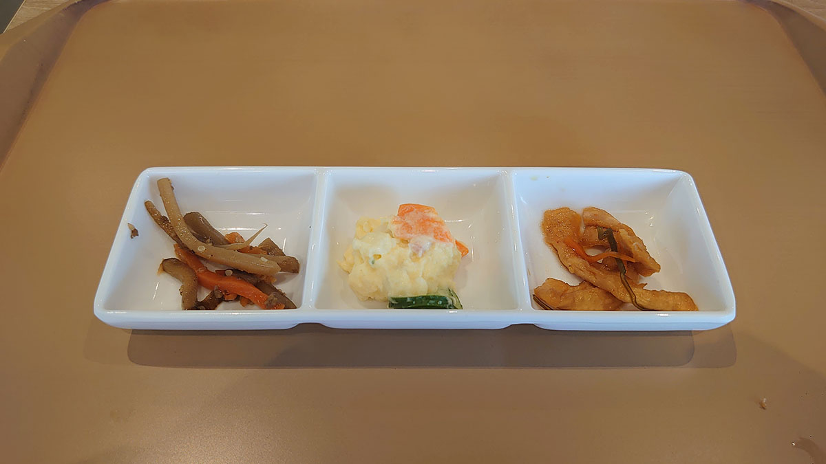 「400円とは思えない完成度!」【ヤオコー】店内カフェの「あじフライ定食」が「まさに絶品」!!の画像14
