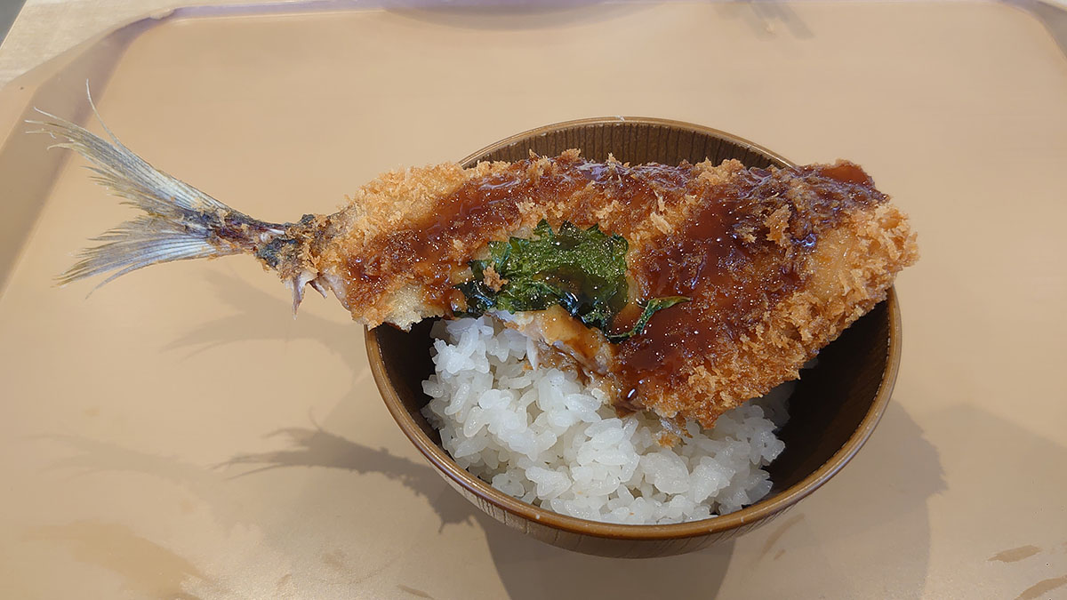 「400円とは思えない完成度!」【ヤオコー】店内カフェの「あじフライ定食」が「まさに絶品」!!の画像18