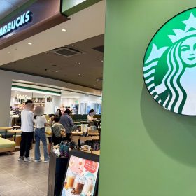 StarbucksCoffee-kidsFrappuccino-1-20251009