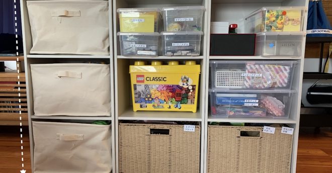 【片付けビフォーアフター】ダイソー110円「双輪キャスター」で解決！階段下の凹凸スペース収納テク