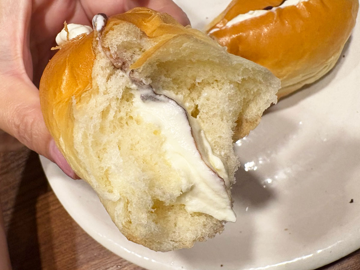 【ガスト】500円「モーニング」とろとろマスカルポーネクリームが幸せ!コッペパンとあんこと相性バツグンの画像9