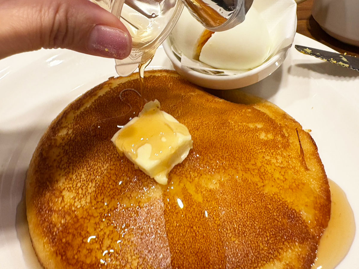「ほかと明らかに違う!」【ガスト】600円「モーニング」はパンケーキが独特!見た目は「どら焼きの皮」?の画像6