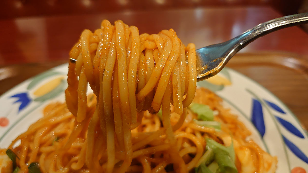 「24時間営業!」埼玉の老舗カフェ【伯爵邸】は「盛り」がスゴい! 980円「ナポリタン」ほか3品を実食の画像14