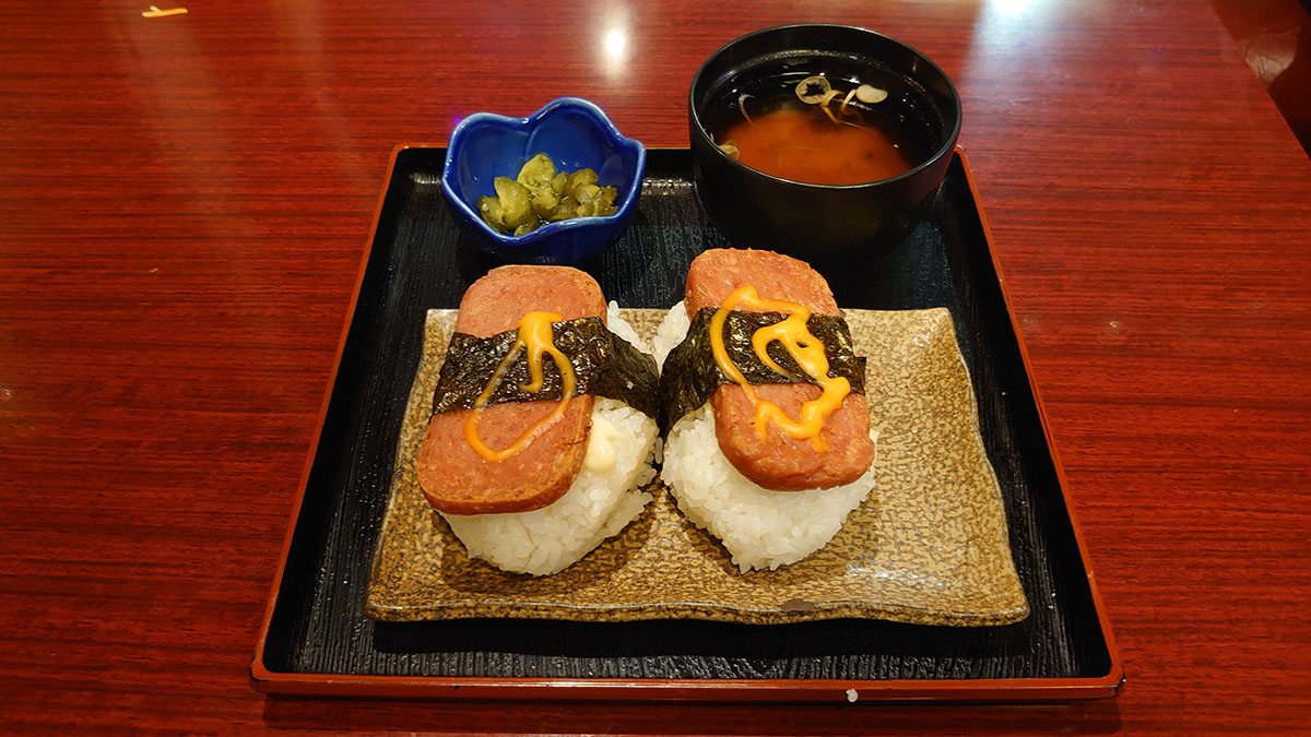 「24時間営業!」埼玉の老舗カフェ【伯爵邸】は「盛り」がスゴい! 980円「ナポリタン」ほか3品を実食の画像18